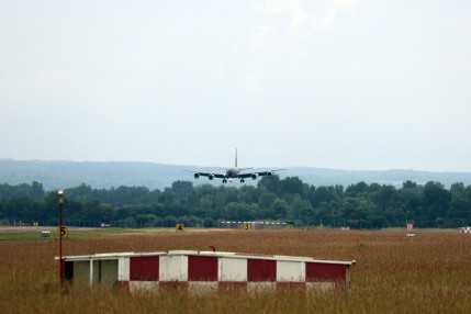 202406_Pápa_KC-135 Stratotanker_CSG_LD (1)