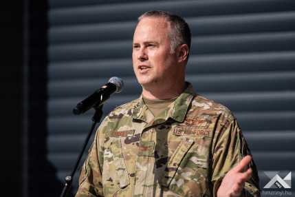 20240619_Papa_C17_hangar_atadas_SG_025