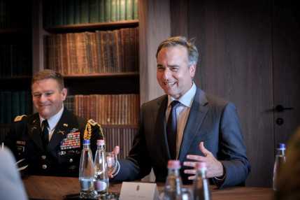 202406_HM_miniszter_amerikai nagykövet_2