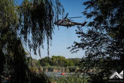 20240731_Szolnok_H225M_vizkiemeles_SG_6
