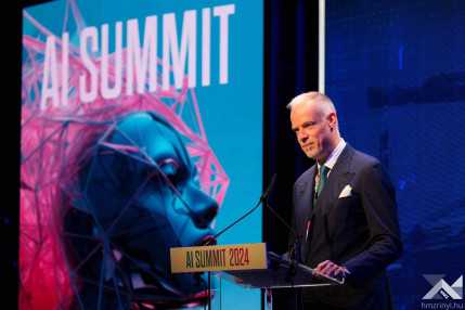 20240910_AI_Summit_HSZ_1