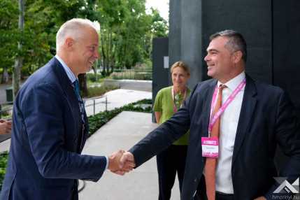 20240910_AI_Summit_HSZ_3