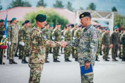 EUFOR_medalparade_KB_DV_4