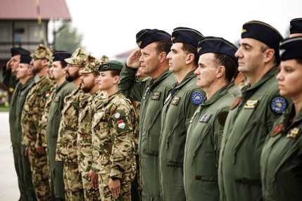 202410_Mi-17_H225M_váltás-EUFOR_DV (5)