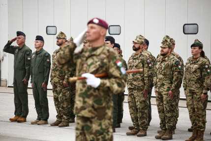 202410_Mi-17_H225M_váltás-EUFOR_DV (7)