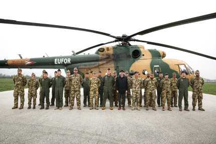 202410_Mi-17_H225M_váltás-EUFOR_DV (16)