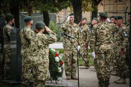 20241023_megemllékezés_EUFOR_DV (10)