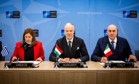 20250213_NATO védelmi miniszterek_Brüsszel (0)