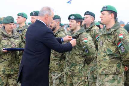 2025.02_Pristina_KFOR_medálparade_8