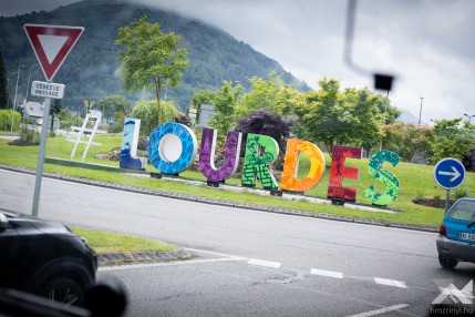 20250515_Lourdes_katonaizarandoklat_1500px_KG002