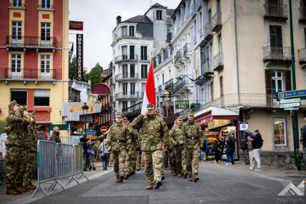 20250515_Lourdes_katonaizarandoklat_1500px_KG004
