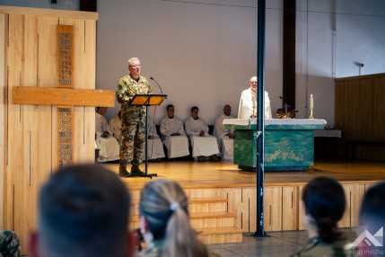 20250517_Lourdes_katonaizarandoklat_1500px_KG021
