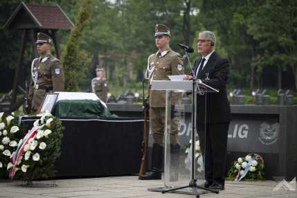 KT20250521olaf wulff temetés11