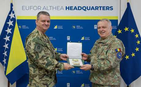 202505_törzsfőnöki átadás_EUFOR PAO, NATO HQ Sarajevo PAO (2)