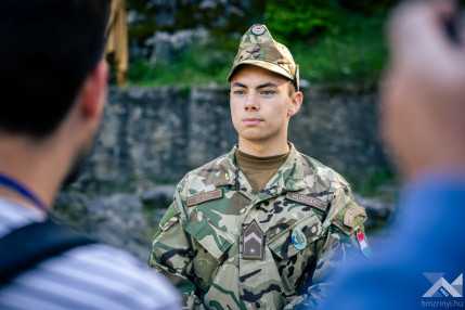 20250517_Lourdes_katonaizarandoklat_1500px_KG012