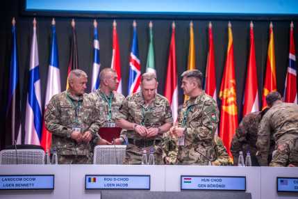 20250708_NATO_Landcom_konferencia_BGA_8891