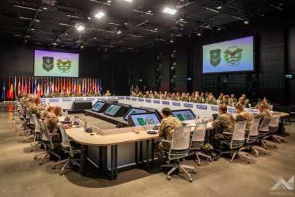 202507_NATO_LANDCOM_conference_PÁ_2