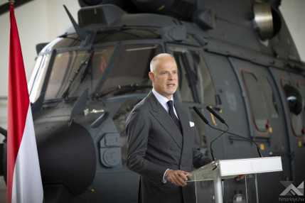 KT20250715helikopter átadás3