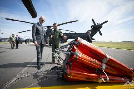 KT20250715helikopter átadás19