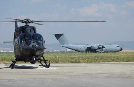 202507_KFOR_H145_2_váltás_érkezés (6)