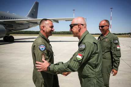 202507_KFOR_H145M_hazatérés_1_váltás_DV (3)