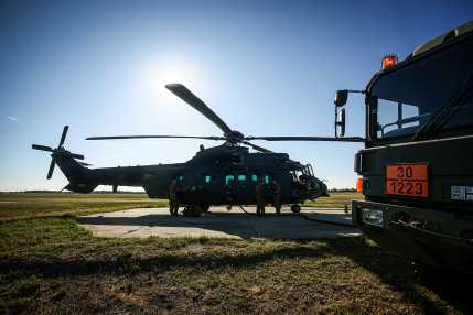202508_Montenegróba_tűzoltásra_induló_H225M_DV (5)
