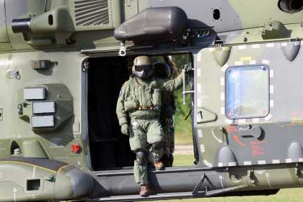 202510_helikopter harcászati oktatóképző gyakorlat_CsG_LD (17)