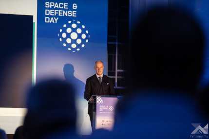 20251014_Space and deffense_PAKO_-14