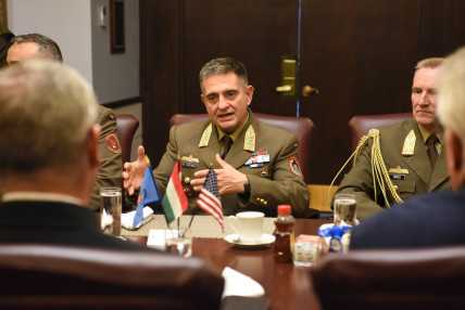 20251020_Böröndi_Gábor_vzds_Washington_ (2)