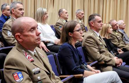 202510_1956_megemlékezés_Mons_GM (2)