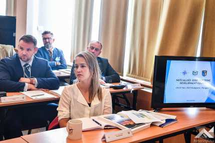 w2025.11.04.nato doktrinalis kozpont tanacskozas.rt. (6)