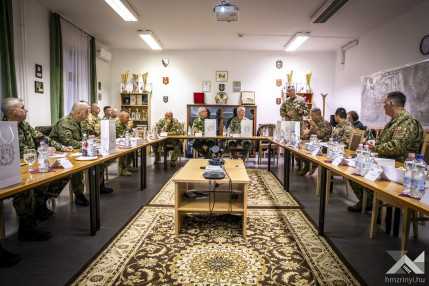 20251021_Szentendre_Attasélátogatás-FD-02