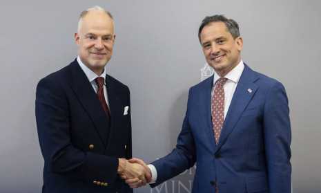 202511_Robert J. Palladino_Szalay-Bobrovniczky Kristóf_cover