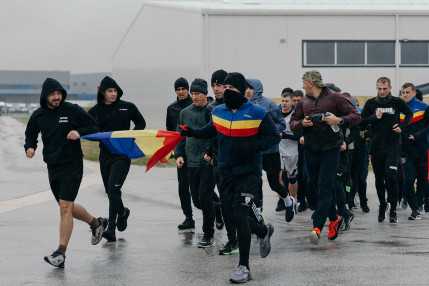 202511_Kutnyászky államtitkár látogatása_EUFOR (10)