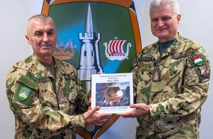 202511_Sticz László vezérőrnagy_JFC_Brunssum (6)