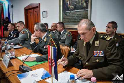 w2025.11.27.vedelmi egyuttmukodes.rt. (6)