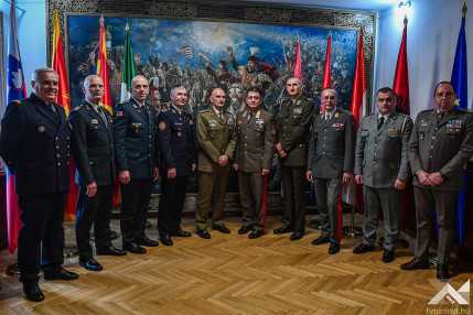 w2025.11.27.vedelmi egyuttmukodes.rt. (13)