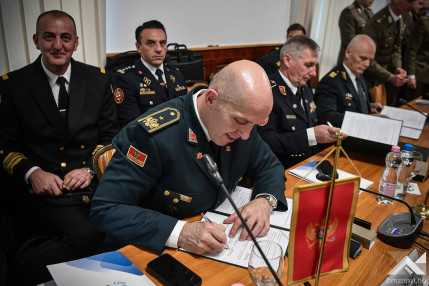 w2025.11.27.vedelmi egyuttmukodes.rt. (27)