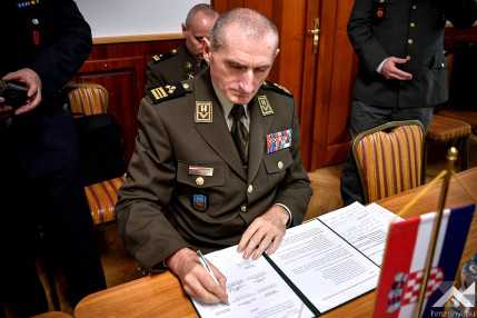 w2025.11.27.vedelmi egyuttmukodes.rt. (31)