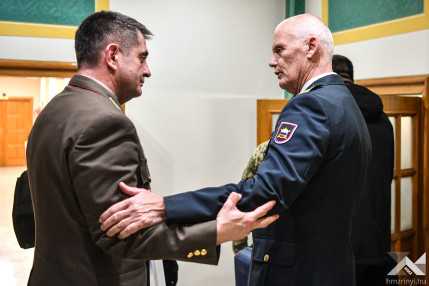 w2025.11.27.vedelmi egyuttmukodes.rt. (43)