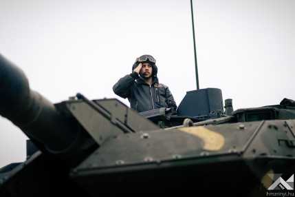 20251212_Tata_Leopard_honvedelemhu_2500px_KG006