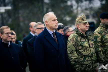 20251212_Tata_Leopard_honvedelemhu_2500px_KG007