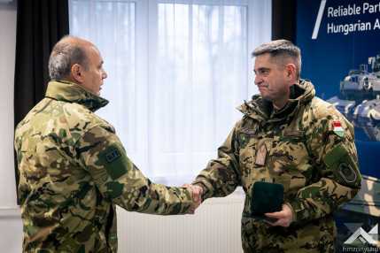 20251212_Tata_Leopard_honvedelemhu_2500px_KG021