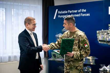 20251212_Tata_Leopard_honvedelemhu_2500px_KG024