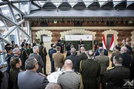 KT20260122attasék_bálna10