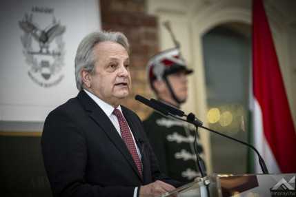 KT20260122attasék_bálna12