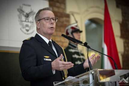 KT20260122attasék_bálna15