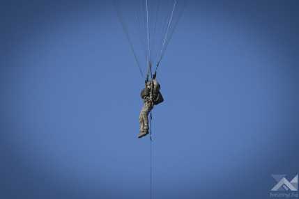 20260127_ejtőernyős_ugrások_KC-390_VF_13