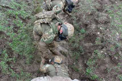 5202602_KFOR_33_sport_5