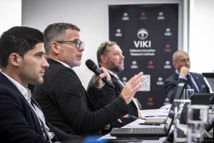 KT20260225viki konferencia11